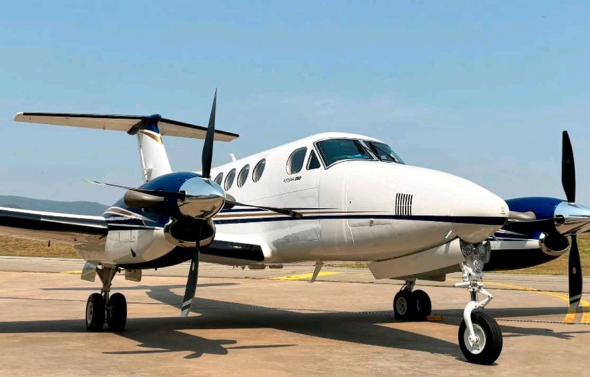 King Air 260 01