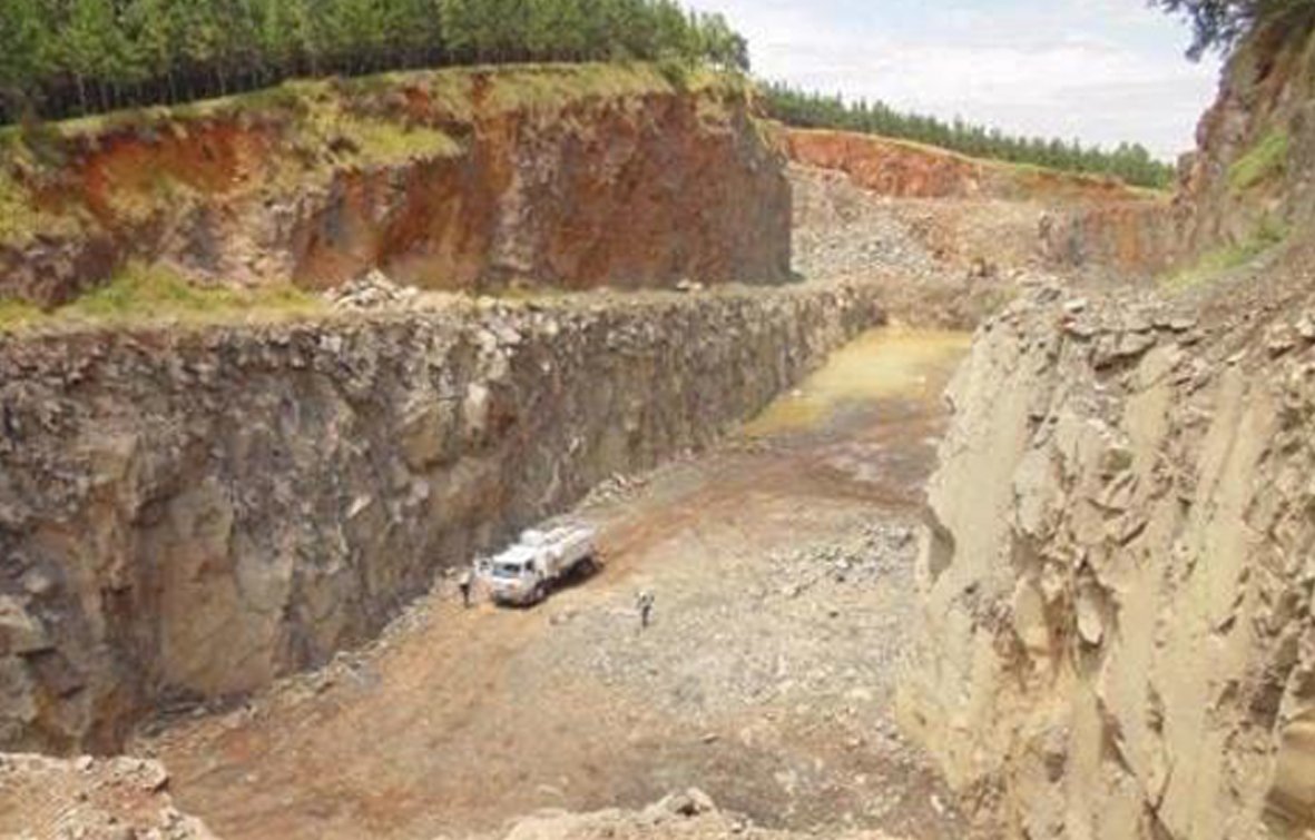 Pedreira em Itaporanga 04