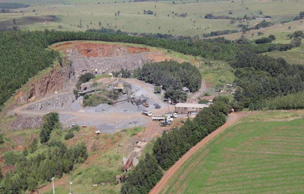 Pedreira em Itaporanga 12