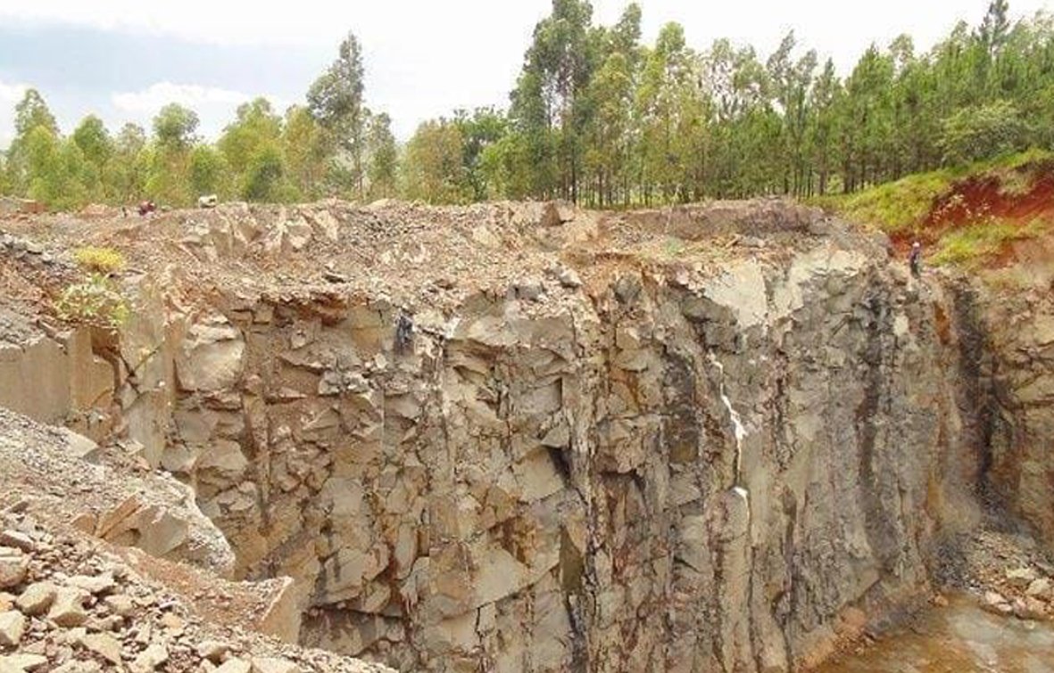 Pedreira em Itaporanga 14